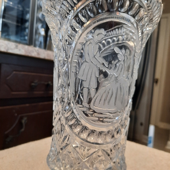 Crystal - Picture 2 of 4